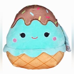 NWT 2021 Maya The Mint Ice Cream Sundae Squishmallow 7"